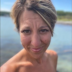 Meet your Posher, Ethan